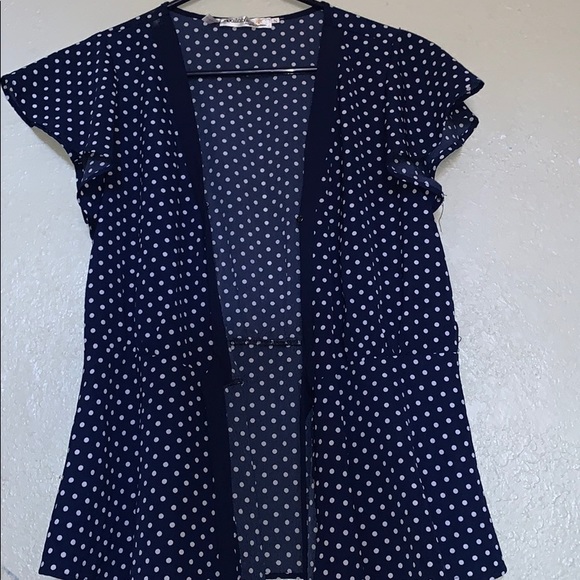 Women's Ruffle Short Sleeve Wrap Top - Picture 2 of 5